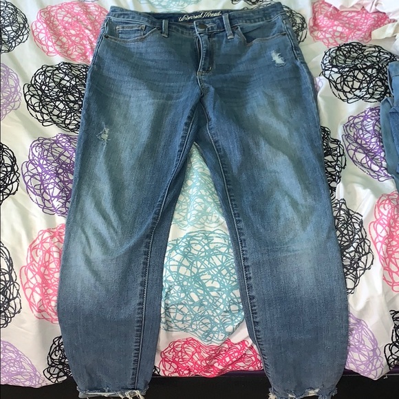 Universal Thread Denim - High waisted Denim jeans💕